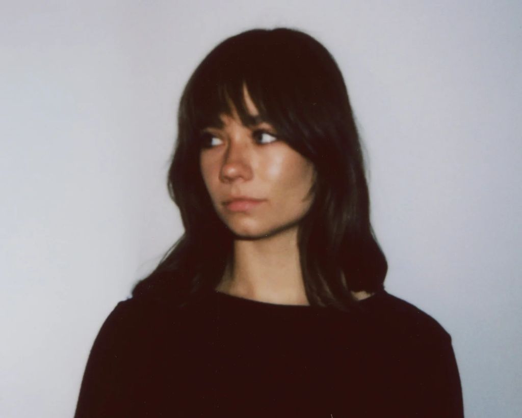 Slow Correspondence profile