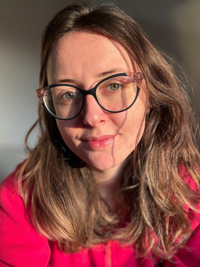 Robyn Davies profile